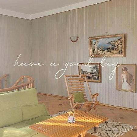 Guest House Metreveli Street 19 Khashuri Exterior foto